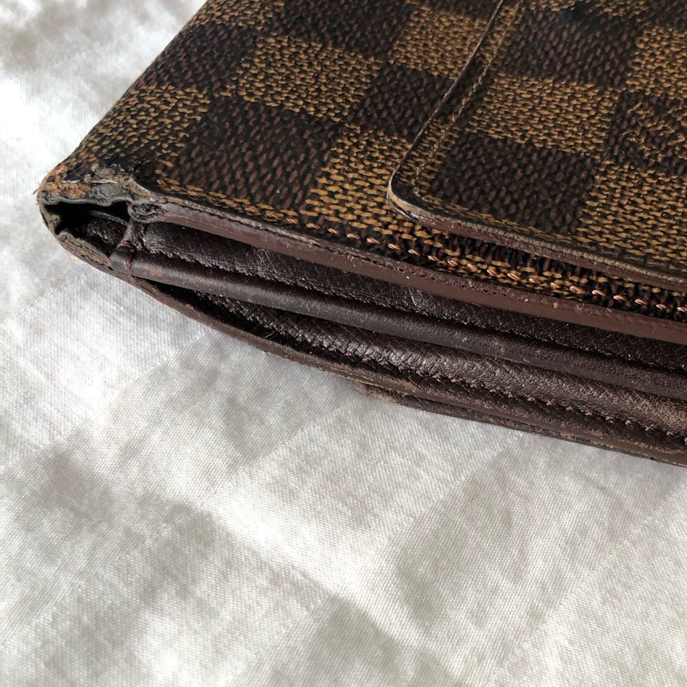 Louis Vuitton Brown Damier Compact Wallet - Picture 5 of 12